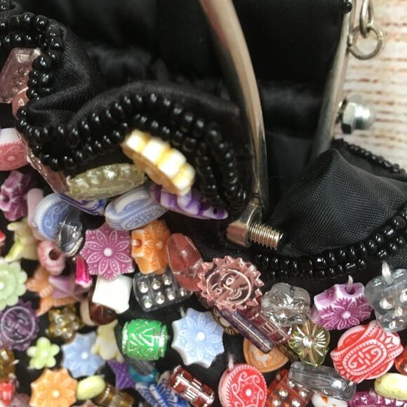 VINTAGE NOVELTY BEADED CHARM BAG WITH CHAIN STRAP‎ - Picture 7 of 7